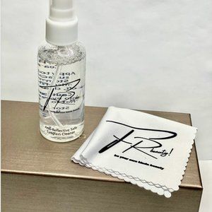 eye glass cleaner